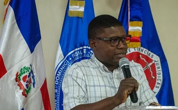Debate por nómina en la UASD: gremio desmiente cifra de más de 5,800 empleados