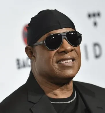 Stevie Wonder lleva a los tribunales el fin de un acuerdo verbal de casi 40 años con su exprometida