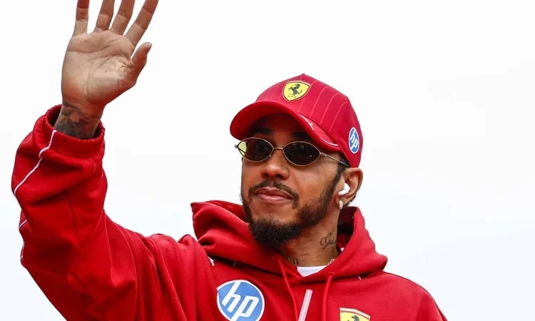 Ferrari domina en Austin: Hamilton y Leclerc ilusionan con la primera pole del año