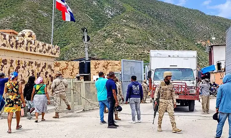 Frontera dominico-haitiana: comercio activo en Jimaní pese a refuerzo militar y crisis en Haití