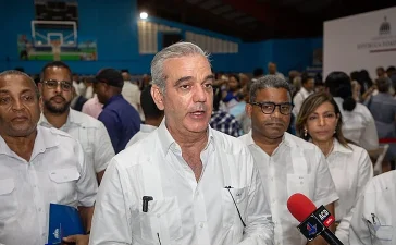 Abinader coordina con Bukele inteligencia contra bandas haitianas y refuerza frontera