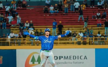 Liceo impone su poderío con 14 hits y relevo sólido para vencer 6-2 a las Águilas