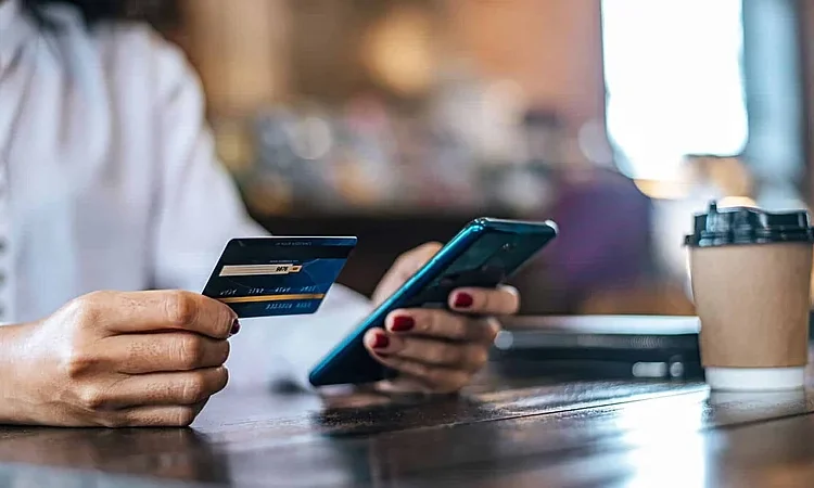 Auge de tarjetas premium: dominicanos migran a plásticos con límites superiores a RD$50,000