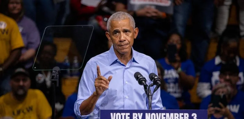 Obama lidera embestida demócrata contra Trump a días de las legislativas