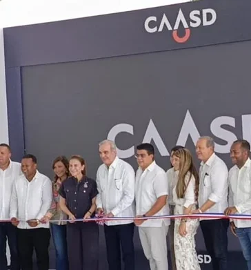 Abinader inaugura primera fase del saneamiento de Los Girasoles con inversión de 1,000 millones