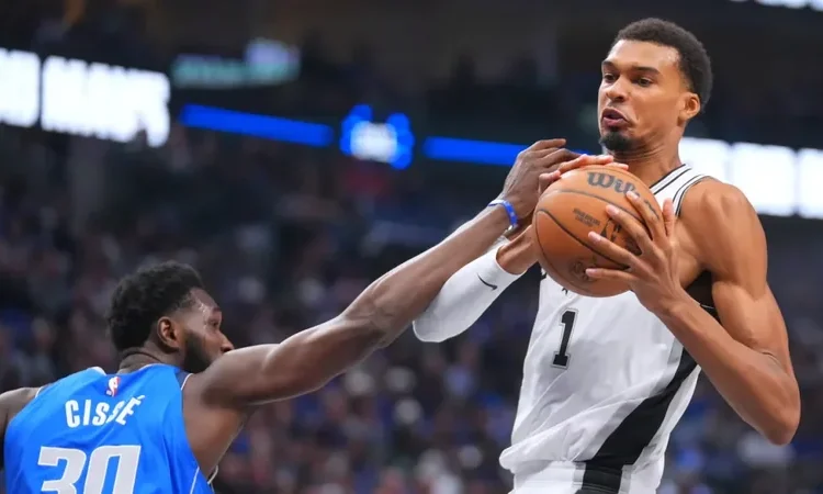 Wembanyama y Harper impulsan a los Spurs a su primera victoria de la temporada
