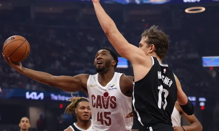 Cavaliers sobreviven al asedio de Nets y se llevan el triunfo 125-121