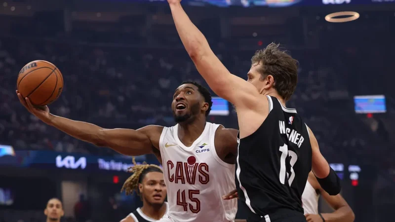 Cavaliers sobreviven al asedio de Nets y se llevan el triunfo 125-121