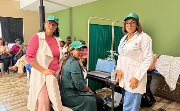 Fuerza del Pueblo desafía políticas de salud del Gobierno con jornada gratuita de detección de cáncer de mama