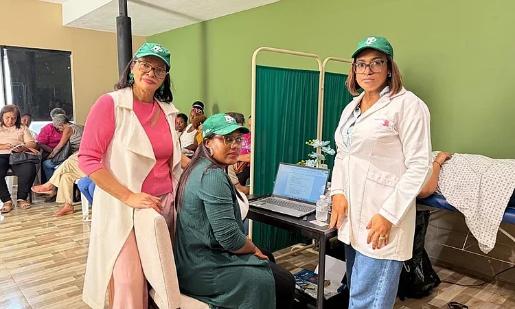 Fuerza del Pueblo desafía políticas de salud del Gobierno con jornada gratuita de detección de cáncer de mama