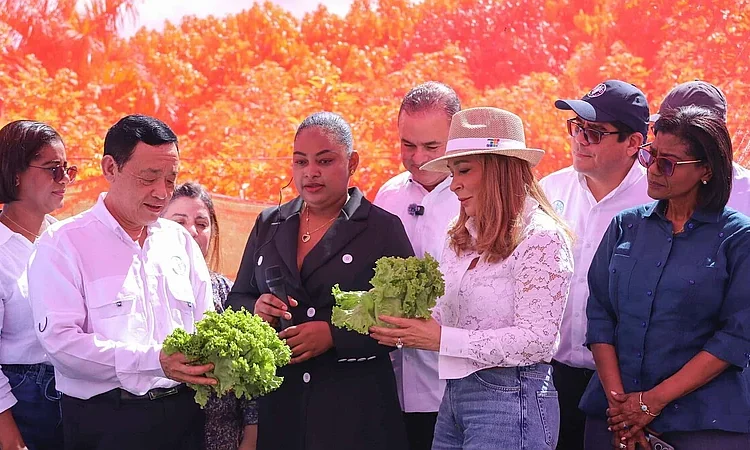 FAO respalda modelo dominicano de agricultura familiar y resalta salida del mapa del hambre
