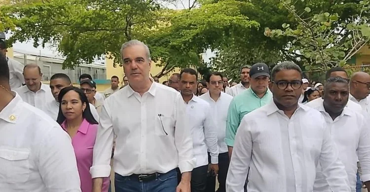 Abinader activa protocolo de seguridad regional: refuerza frontera y coordina con Bukele por crisis en Haití