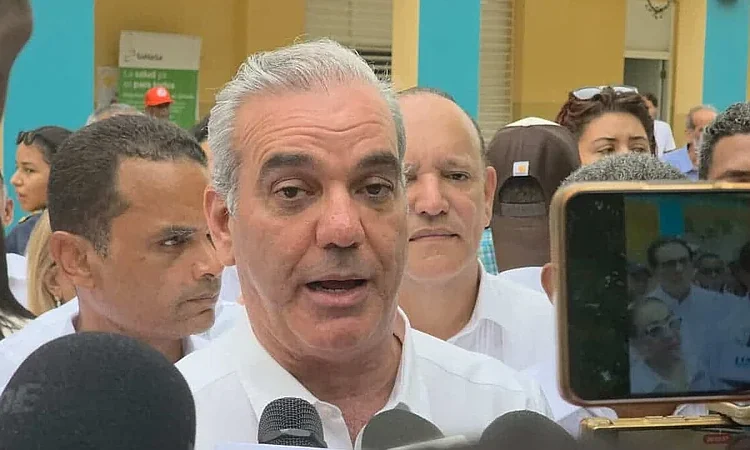 Abinader moviliza dos batallones y artillería a la frontera sur por crisis haitiana