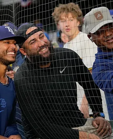 Freddy Peralta, de verdugo a verdugo: el dominicano que reta a Milwaukee en la Serie Mundial