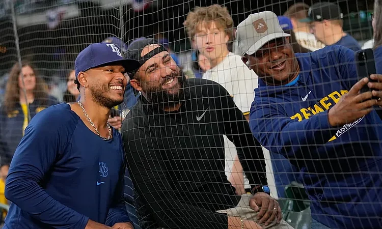 Freddy Peralta, de verdugo a verdugo: el dominicano que reta a Milwaukee en la Serie Mundial