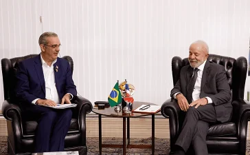Abinader extiende felicitación a Lula y apuesta por una región más unida