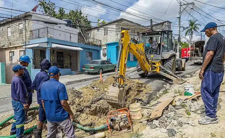 Plan de Zona de la Caasd eleva 94.5% las reparaciones de agua en el Gran Santo Domingo