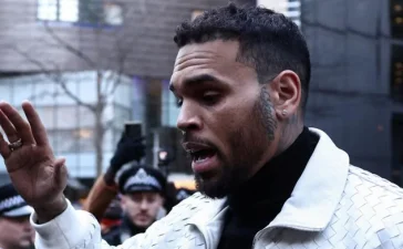 Chris Brown recibe condena suspendida en Reino Unido mientras su gira europea continúa