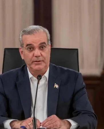 Abinader cambia horario de La Agenda Semanal y detalla despliegue de 11,000 militares en frontera con Haití