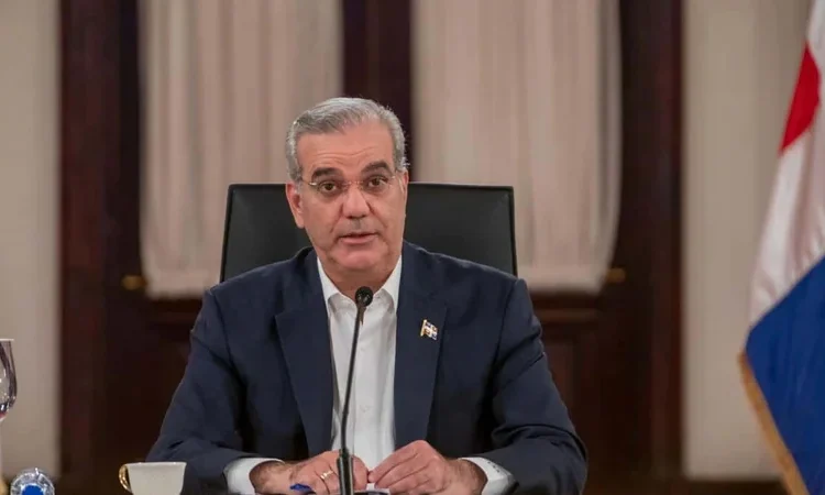 Abinader cambia horario de La Agenda Semanal y detalla despliegue de 11,000 militares en frontera con Haití