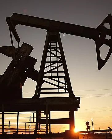 Petróleo WTI retrocede 1.46 % mientras crecen las tensiones en el Golfo