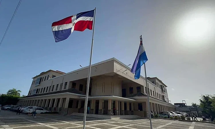 Defensa de acusada de secuestro de alemán pide más tiempo y audiencia se pospone en Puerto Plata