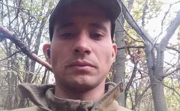 Dominicano que combate en Rusia lleva más de un mes incomunicado; familia teme por su vida