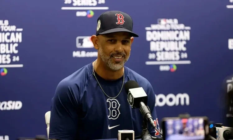 Alex Cora rompe el silencio: su versión del despido de los Red Sox y los ajustes que salvaron la temporada