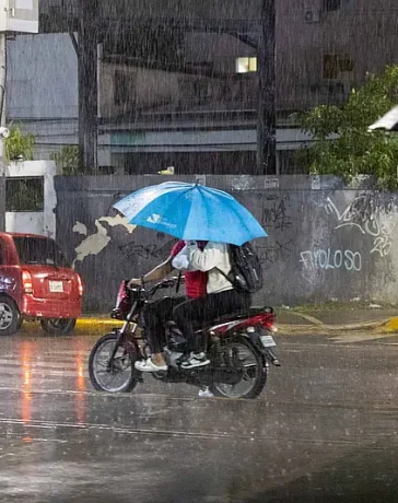Educación activa protocolo de emergencia: suspende docencia en zonas vulnerables bajo alerta amarilla