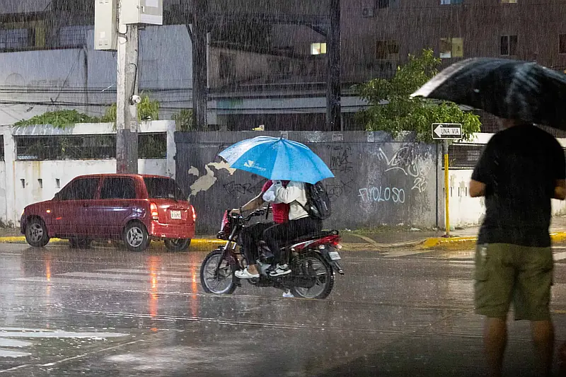 Educación activa protocolo de emergencia: suspende docencia en zonas vulnerables bajo alerta amarilla