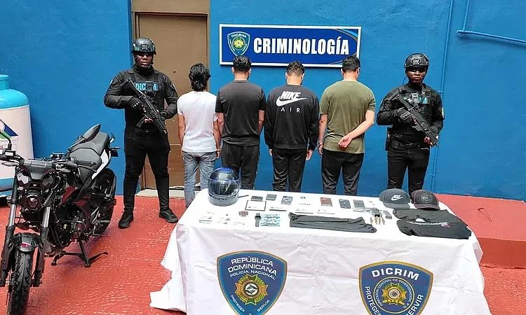Red transnacional: cuatro colombianos detenidos en Piantini por robos con Rolex y armas