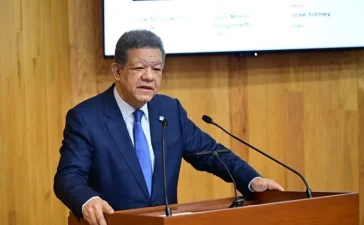 Leones Fernández extiende felicitación a Lula da Silva tras su victoria electoral en Brasil