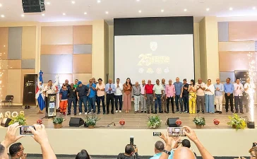 Baloncesto de Santiago Rodríguez celebra 25 años con torneo superior