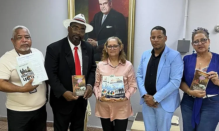 Henry Valdez Montero expande su obra académica dominicana a universidades de Panamá