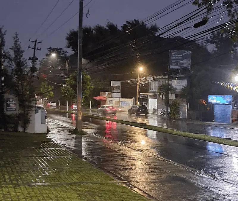 Vaguada provocará aguaceros intensos este martes en gran parte del país; COE eleva alertas