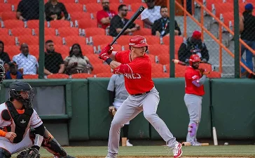 Jason Schiavone: el receptor 30-30 que busca en Lidom el salto a Grandes Ligas