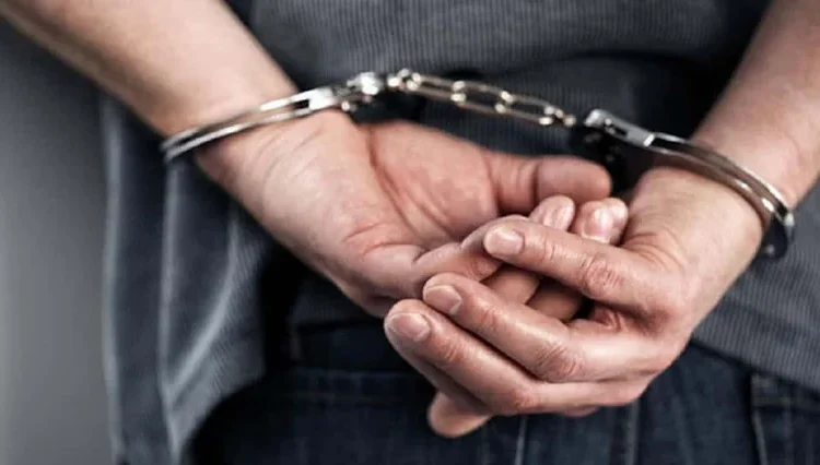 Violencia armada en Santo Domingo Este: mujer de 76 años muere y su hijo resulta herido; presunto agresor se entrega