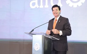 Industria dominicana exige transformación productiva para convertir crecimiento en empleo formal