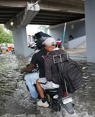 Trabajo ordena flexibilizar horarios en alerta amarilla por lluvias