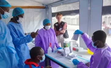 RDO alcanza 10,060 casos de ébola y 4,887 muertes en el segundo peor brote global
