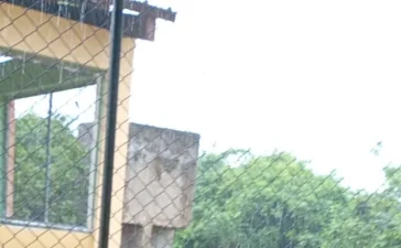 Vaguada paraliza escuelas en el país: Educación suspende docencia en zonas bajo alerta amarilla