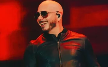 Pitbull desvela en Miami cómo El Cata y Omega El Fuerte marcaron su éxito global