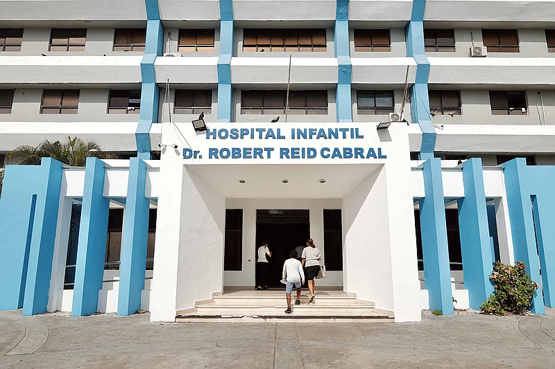 Hospital Robert Reid Cabral supera fallo eléctrico y retoma normalidad