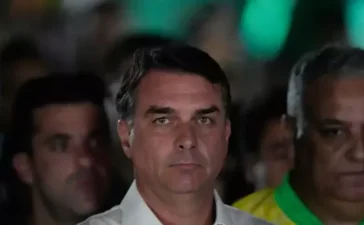 La fuga de Flávio Bolsonaro a EE.UU. desata crisis política en Brasil tras derrota electoral