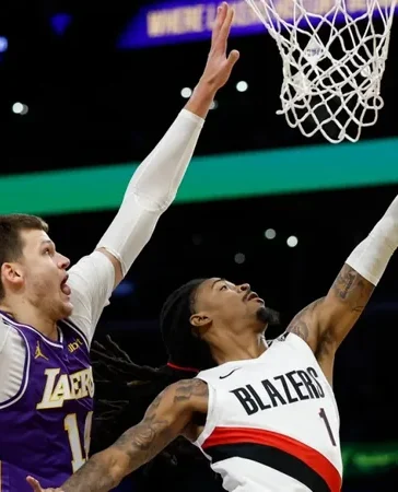 Doncic anota 41, pero Blazers de Morant y Lillard siguen invictos 3-0