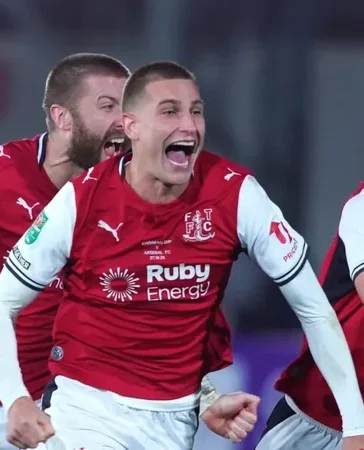 Fleetwood hace historia: elimina al Arsenal en la Copa de la Liga