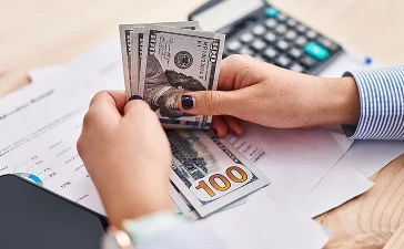 Fed congela tasas y el bono a 10 años de EE. UU. escala al 5.045 %: señal de presión inflacionaria global
