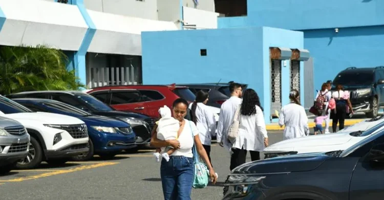 Robert Reid Cabral alerta sobre dengue con signos de alarma y virus respiratorios en medio de lluvias