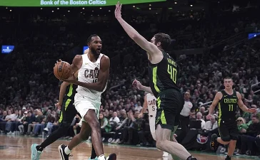Dybantsa debuta con 19 puntos, pero Cavaliers arrollan a Wizards