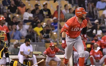 Marmolejos impulsa cuatro carreras y Leones hilan su cuarto triunfo en la LIDOM